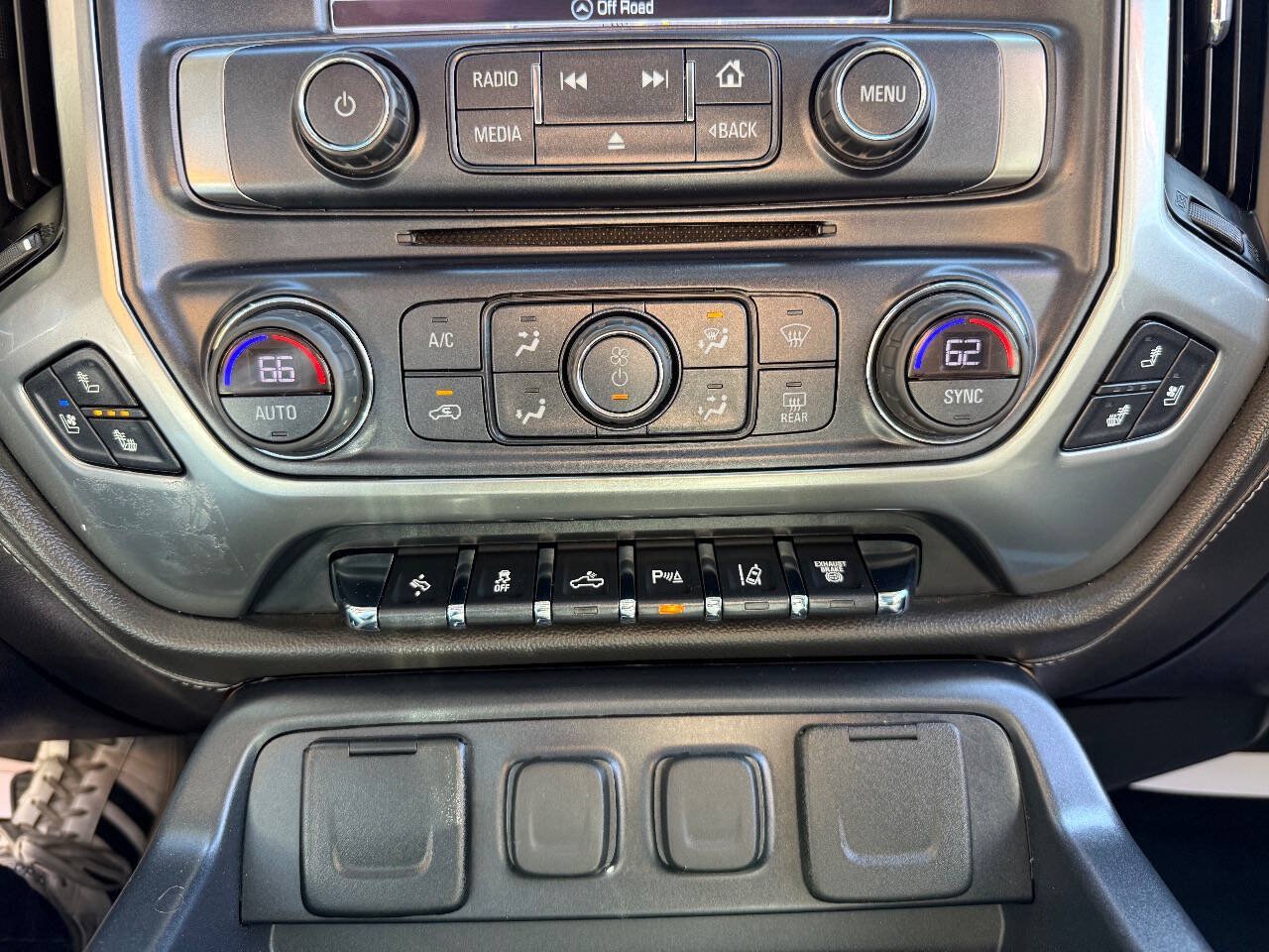 Used 2019 Chevrolet Silverado 3500 LTZ w/ LTZ Plus Package AWD/4WD image 29