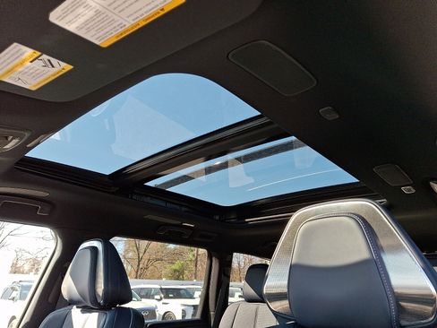 New 2026 INFINITI QX80 4WD image 11