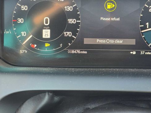 Used 2025 Land Rover Discovery Sport S image 26