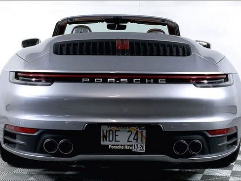 Certified 2021 Porsche 911 Carrera RWD image 10