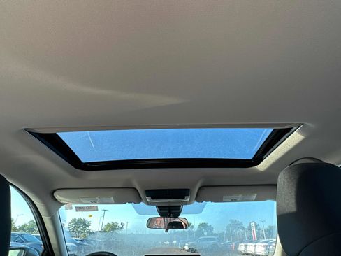 New 2025 Nissan Altima 2.5 SV w/ SV Special Edition Package image 10