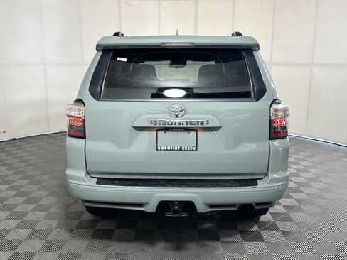 Used 2023 Toyota 4Runner TRD Sport RWD image 4