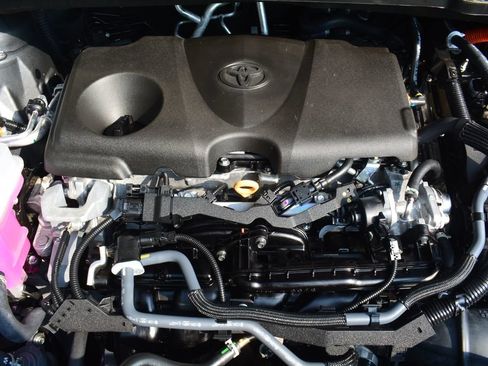 Used 2026 Toyota Sienna XSE AWD/4WD image 28
