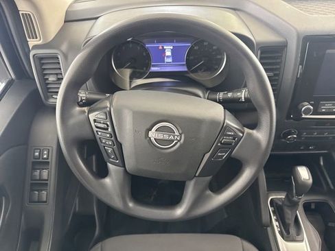 Used 2022 Nissan Frontier S AWD/4WD image 23