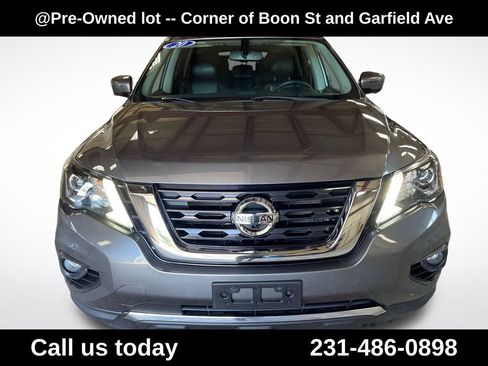 Used 2020 Nissan Pathfinder SL AWD/4WD image 8