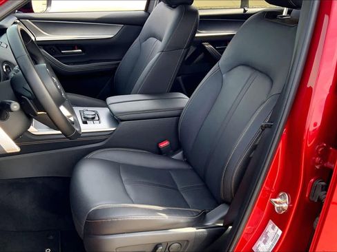 Used 2025 MAZDA CX-90 3.3 Turbo w/ Premium Sport Pkg image 8