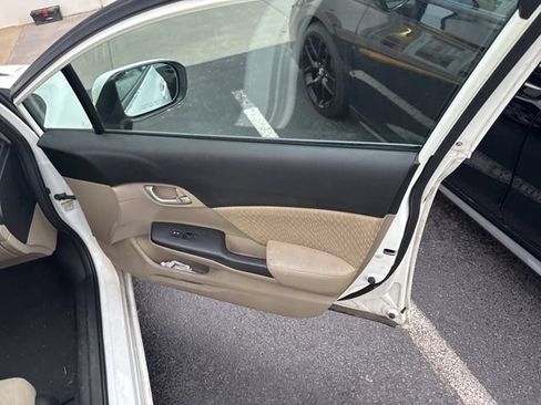 Used 2014 Honda Civic LX image 18