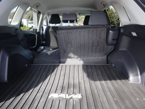 Used 2019 Toyota RAV4 LE w/ All Weather Liner Package image 44