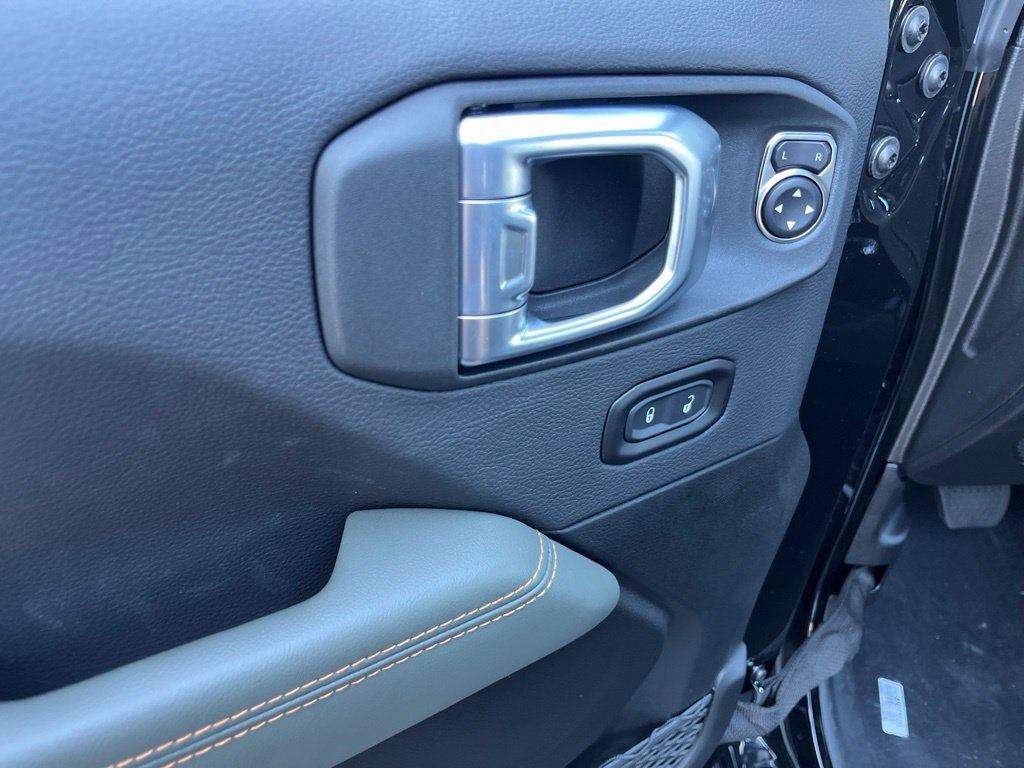 New 2027 Jeep Gladiator Mojave AWD/4WD image 29