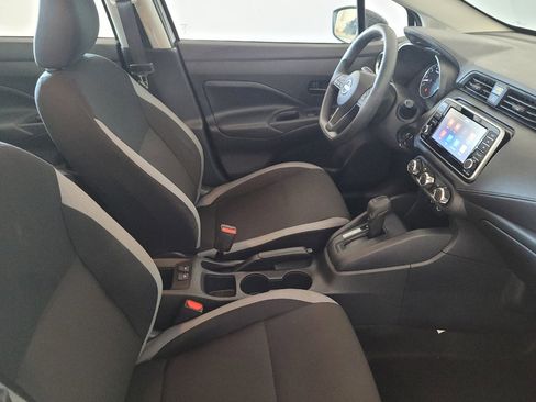 Used 2025 Nissan Versa S w/ Trunk Package FWD image 21