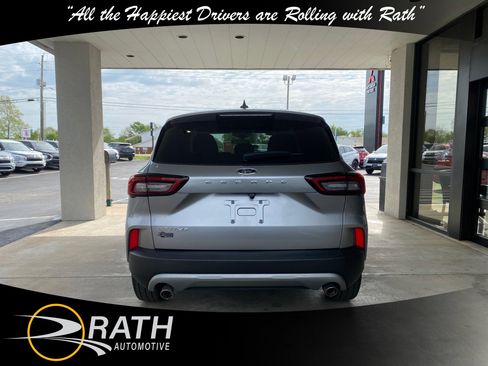 Used 2024 Ford Escape Active FWD image 7