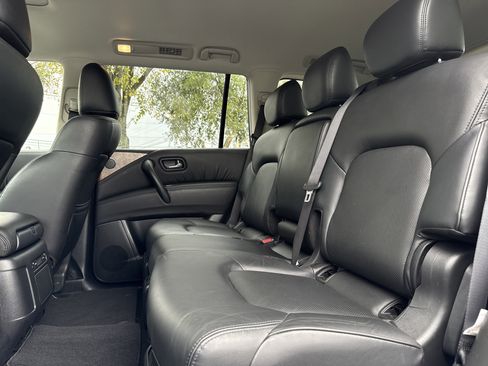 Used 2024 Nissan Armada SL image 20