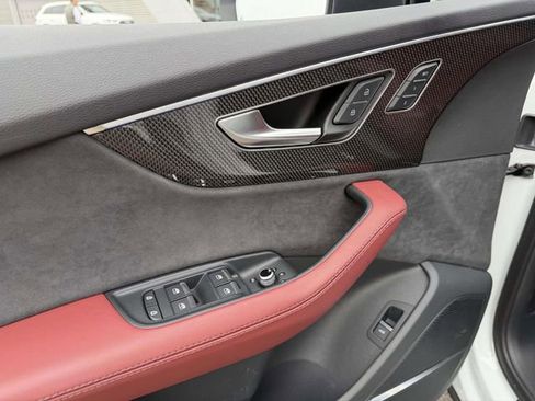 Used 2024 Audi SQ7 Premium Plus AWD/4WD image 21