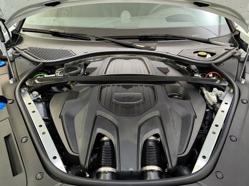 Used 2023 Porsche Panamera 4S AWD/4WD image 19