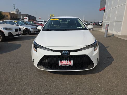 Used 2022 Toyota Corolla LE FWD image 5