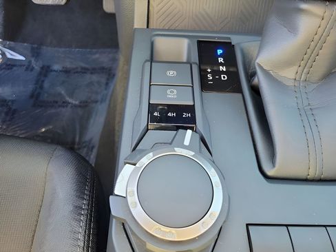 Used 2025 Toyota Tacoma SR w/ SR Upgrade Package image 21