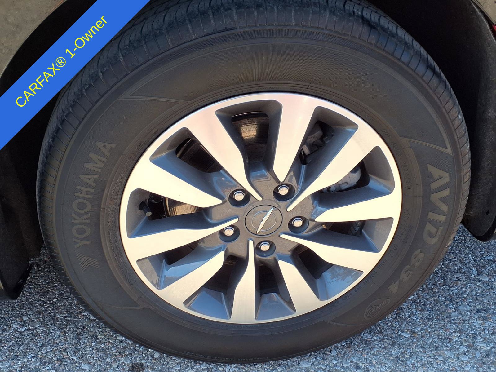 Used 2024 Chrysler Pacifica Limited FWD image 10