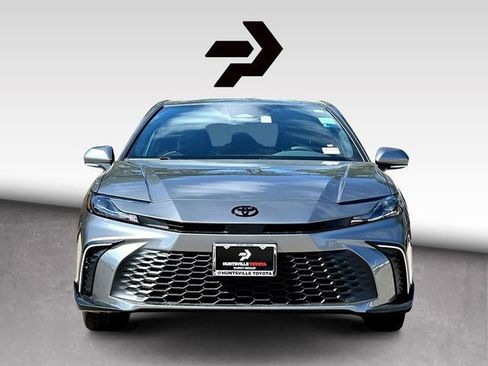 New 2026 Toyota Camry SE image 3