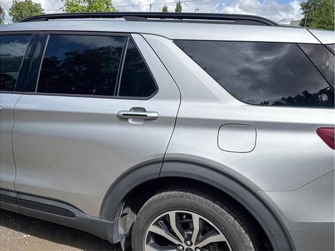 Used 2020 Ford Explorer ST w/ Premium Technology Package AWD/4WD image 5