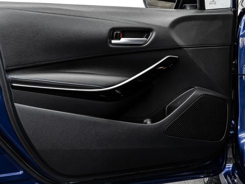 Used 2020 Toyota Corolla XSE FWD image 17