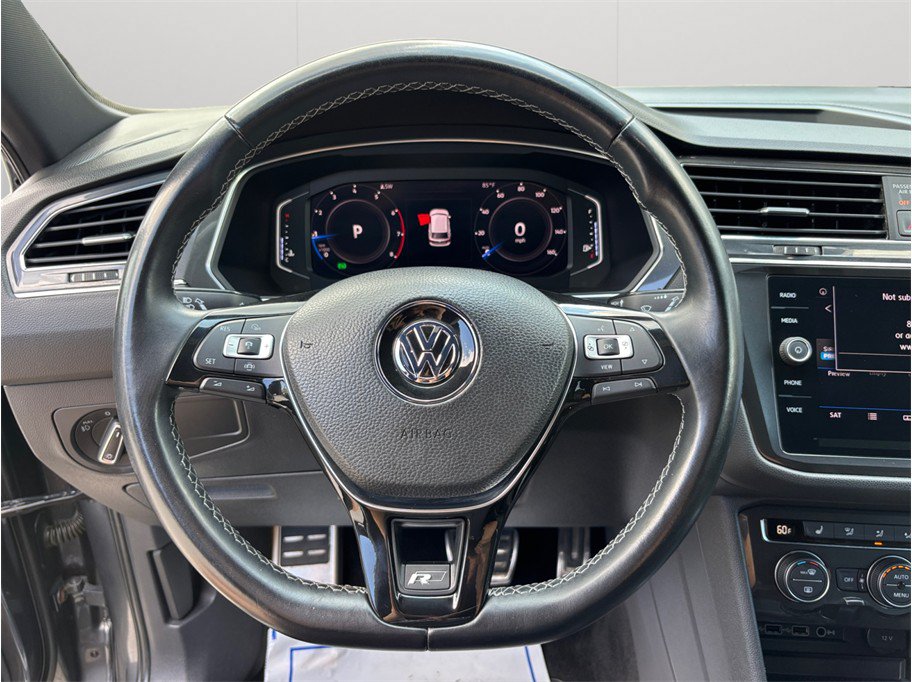Used 2019 Volkswagen Tiguan SEL Premium R-Line FWD image 23
