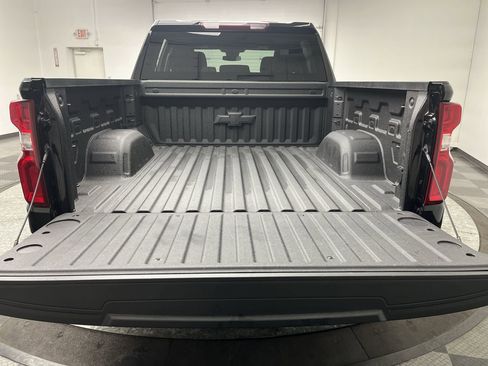 Certified 2023 Chevrolet Silverado 1500 RST image 33