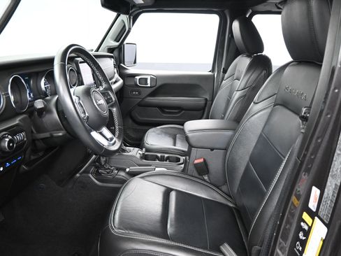 Used 2021 Jeep Wrangler Unlimited Sahara image 10