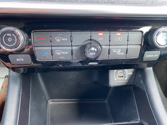 Used 2024 Jeep Compass Sport AWD/4WD image 18