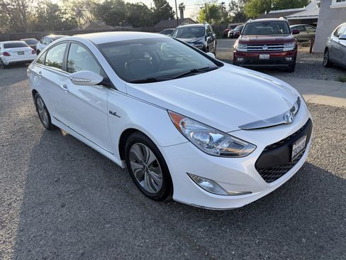 Used 2013 Hyundai Sonata Limited image 3