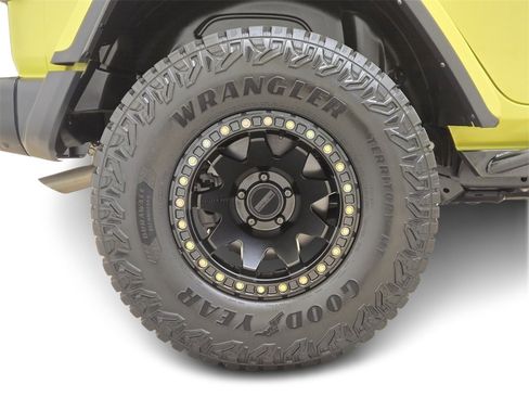 Used 2023 Jeep Wrangler Unlimited Rubicon 392 w/ Xtreme Recon 35" Tire Package image 7