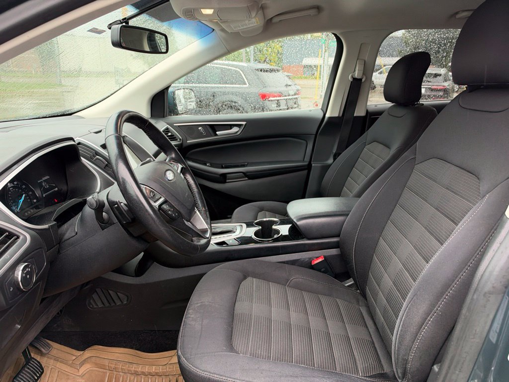 Used 2016 Ford Edge SEL w/ Equipment Group 201A FWD image 10