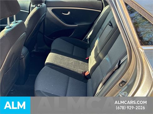 Used 2016 Hyundai Elantra GT image 15