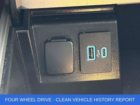 Used 2023 Ford Explorer Timberline image 7