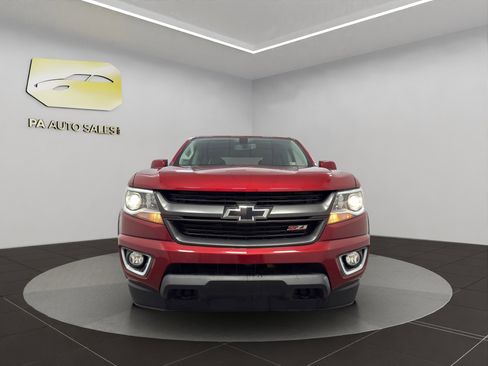 Used 2018 Chevrolet Colorado Z71 image 2