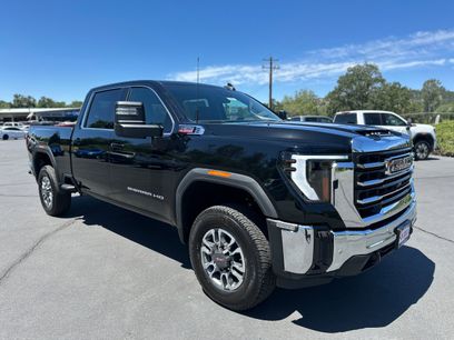 Used 2025 GMC Sierra 2500 SLE w/ SLE Value Package;