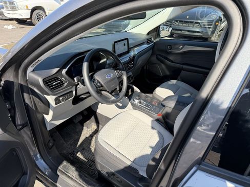 Used 2023 Ford Escape Active image 7