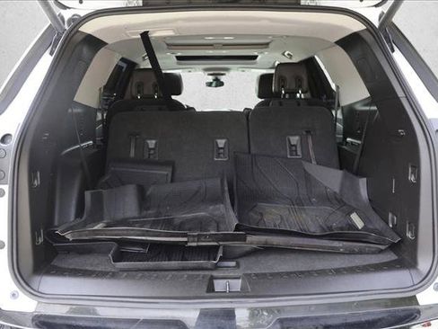 Used 2018 Chevrolet Traverse Premier w/ Redline Edition AWD/4WD image 26