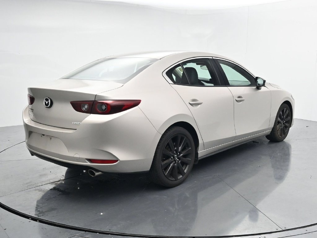 Used 2024 MAZDA MAZDA3 s FWD image 7