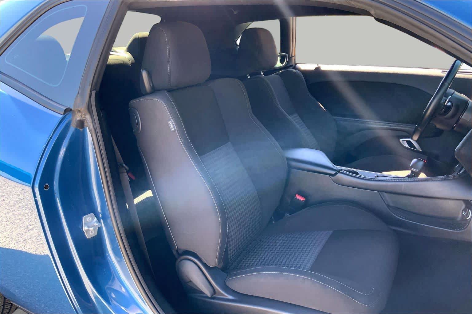 Used 2021 Dodge Challenger R/T w/ Blacktop Package RWD image 9
