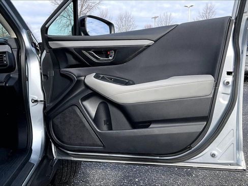 Used 2020 Subaru Outback Premium image 21