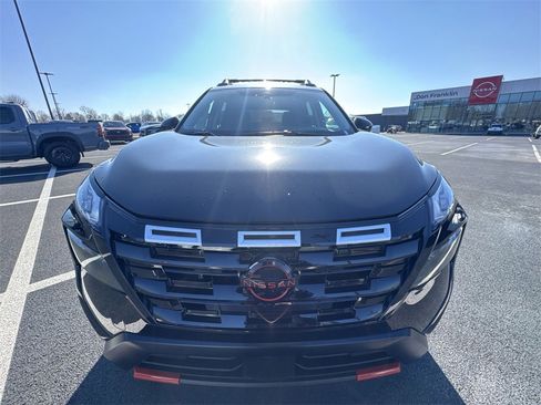 New 2026 Nissan Rogue SV image 25