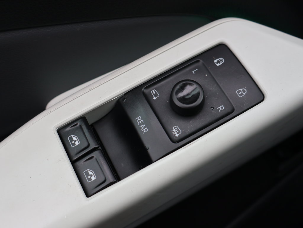 Used 2021 Volkswagen ID.4 1st Edition RWD image 33