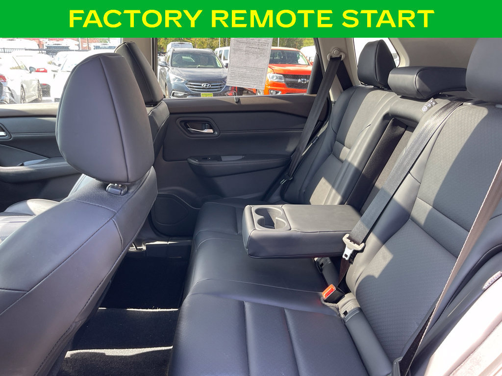 Used 2023 Nissan Rogue SV w/ SV Premium B Package AWD/4WD image 12