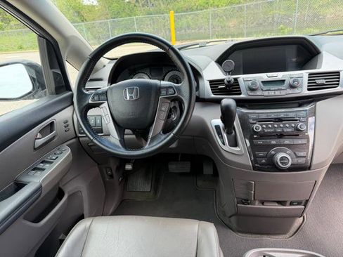 Used 2012 Honda Odyssey Touring image 10