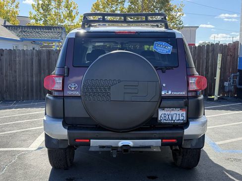 Used 2007 Toyota FJ Cruiser 4WD image 5