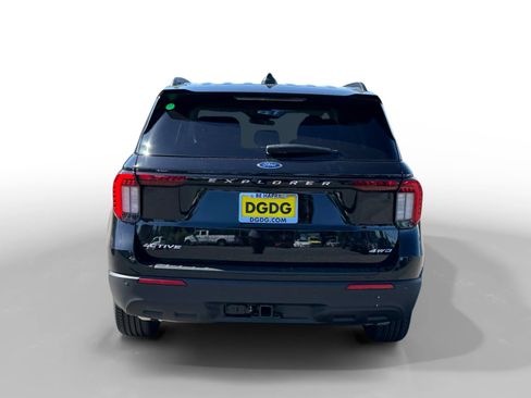 New 2026 Ford Explorer Active AWD/4WD image 4