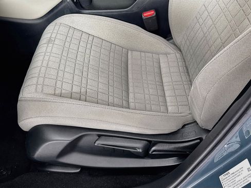 Certified 2024 Honda HR-V LX image 18