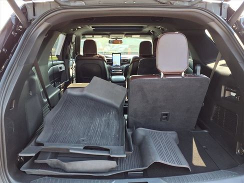 Used 2020 Ford Explorer Platinum AWD/4WD image 31