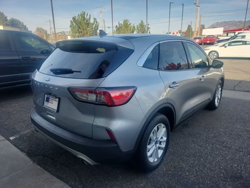 Used 2022 Ford Escape SE FWD image 7