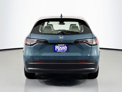 Certified 2024 Honda HR-V LX image 6
